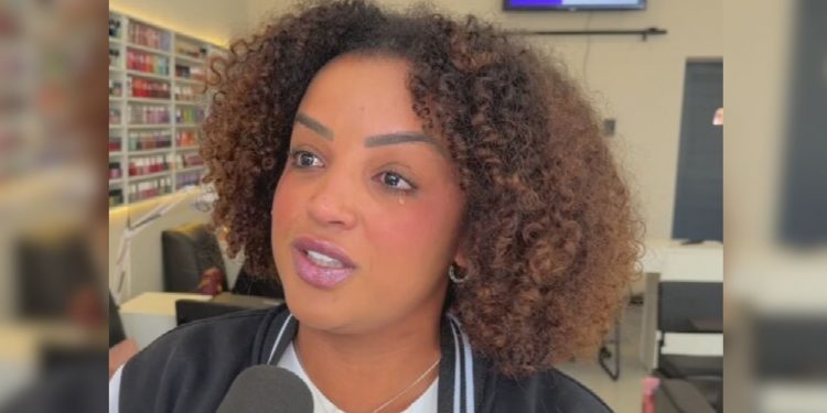 VÍDEO: empresária relata indignação após ser chamada de 'macaca' por cliente e ouvir que deveria 'voltar para o zoológico'